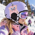 Kask Narciarski Snowboardowy Dziecięcy COPOZZ Fioletowy Potworek z Daszkiem